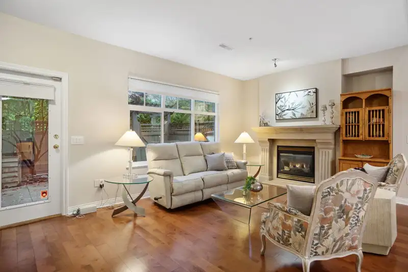 5378 LARCH STREET - photo 4 of 22