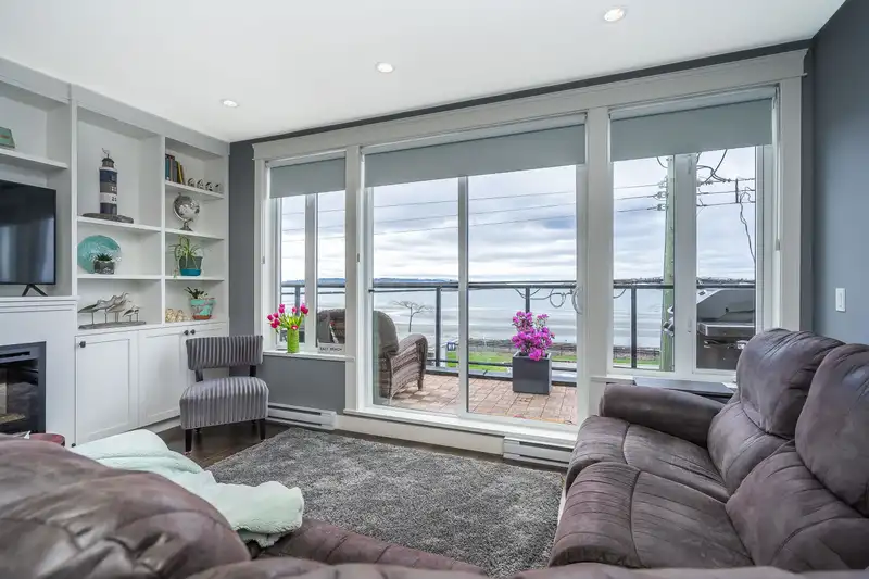 301 15449 MARINE DRIVE - photo 1 of 36