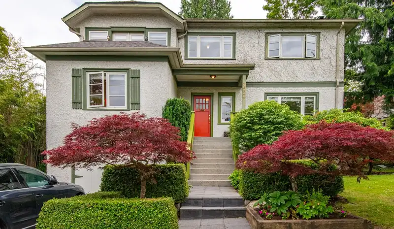 2998 W 24TH AVENUE - photo 1 of 40