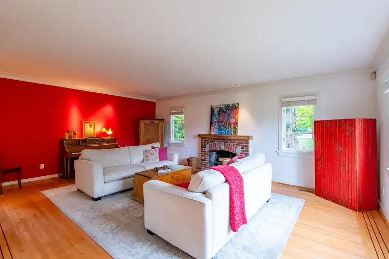 2998 W 24TH AVENUE - photo 3 of 40