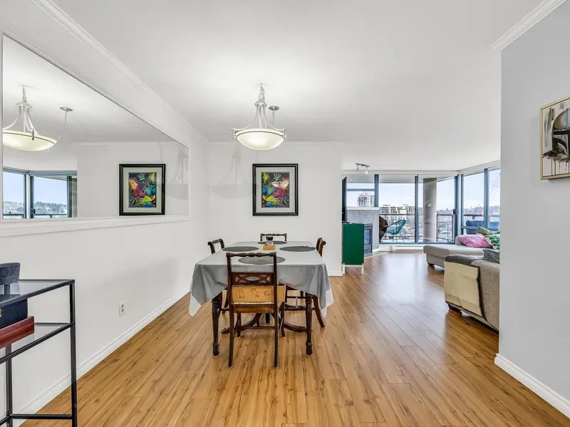 606 98 TENTH STREET - photo 4 of 22