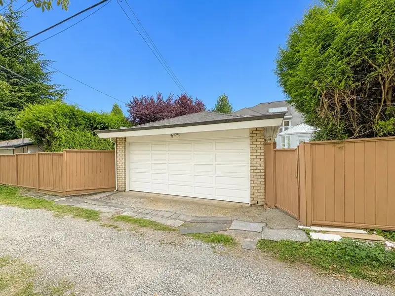 1277 W KING EDWARD AVENUE - photo 3 of 3