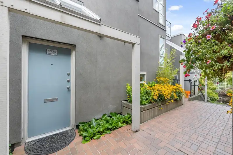 2220 SPRUCE STREET - photo 3 of 30