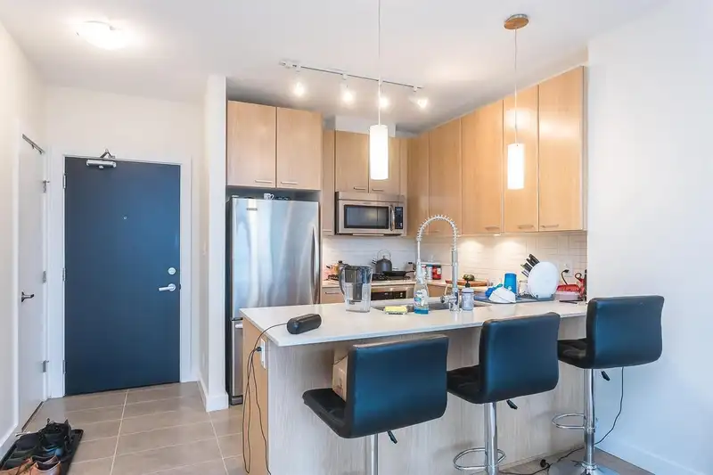 2508 2955 ATLANTIC AVENUE - photo 2 of 7