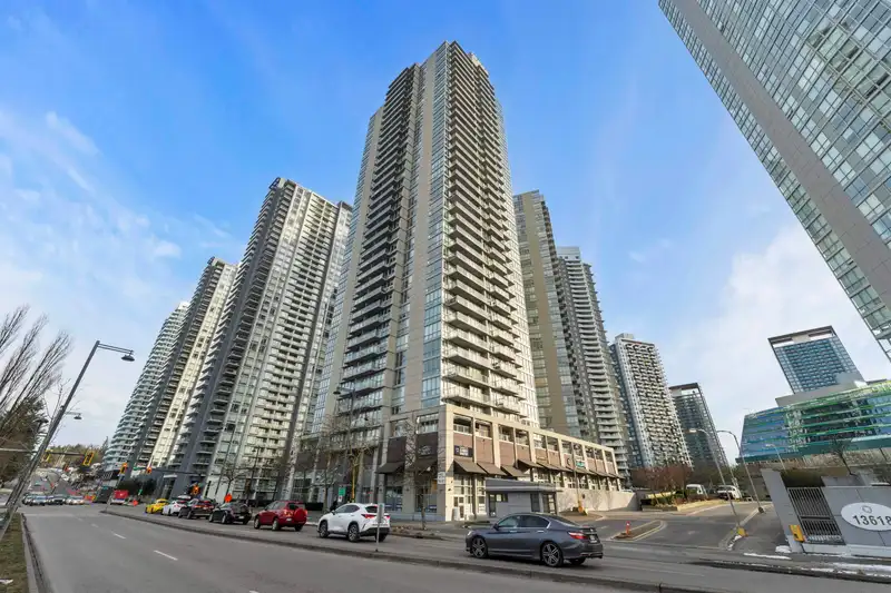1604 13688 100 AVENUE - photo 1 of 27
