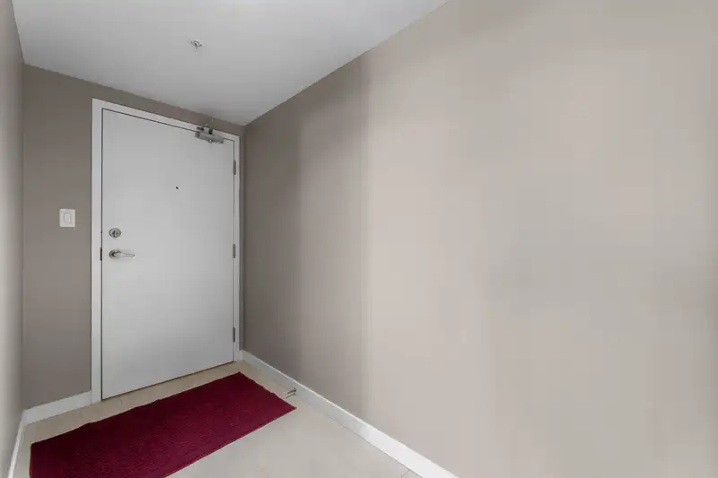 1604 13688 100 AVENUE - photo 4 of 27