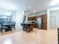 407 33338 E BOURQUIN CRESCENT - thumbnail 2
