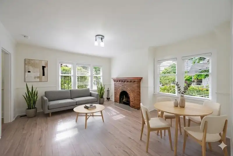 441 KELLY STREET - photo 2 of 19