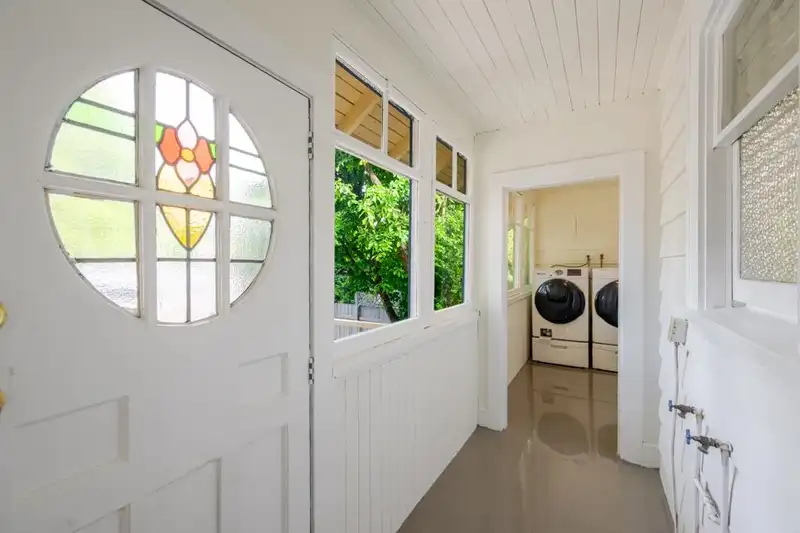 441 KELLY STREET - photo 3 of 19