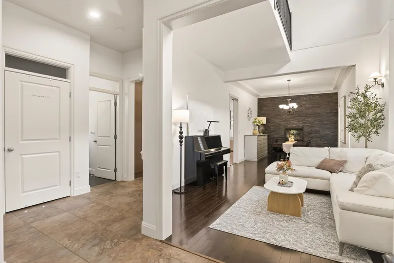 21657 92B AVENUE - photo 3 of 25