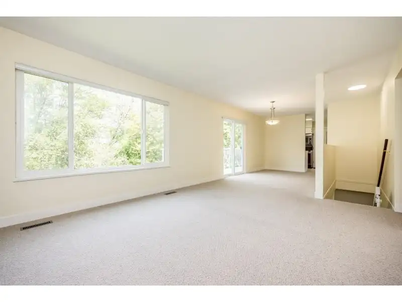 19971 50A AVENUE - photo 4 of 35