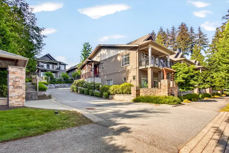 103 3451 BURKE VILLAGE PROMENADE - photo 2 of 40