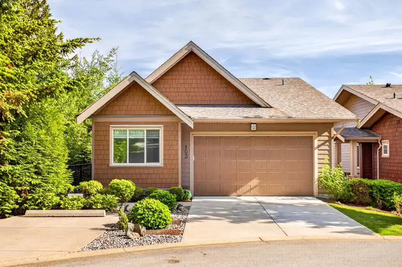 103 3451 BURKE VILLAGE PROMENADE - photo 3 of 40