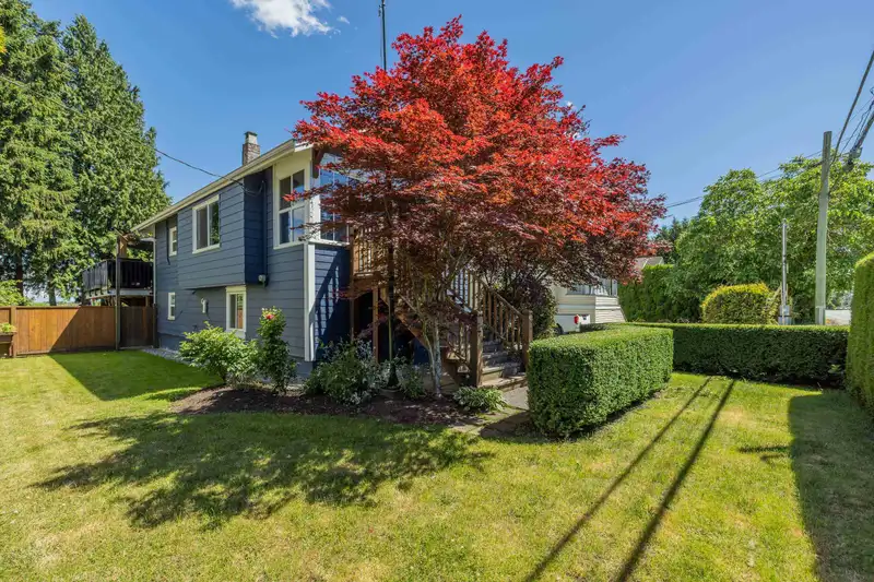 4338 ARTHUR DRIVE - photo 2 of 37