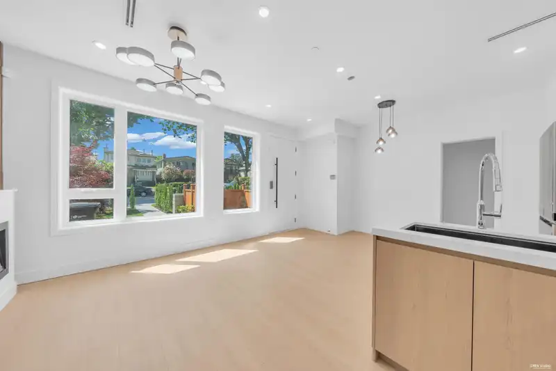1 2893 ETON STREET - photo 4 of 21
