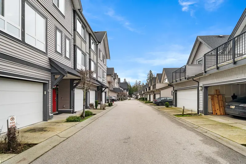 96 14555 68 AVENUE - photo 3 of 22