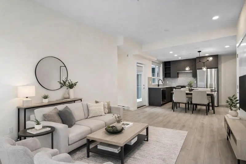 301 7920 206 STREET - photo 2 of 25