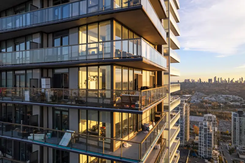 4507 4650 BRENTWOOD BOULEVARD - photo 3 of 25