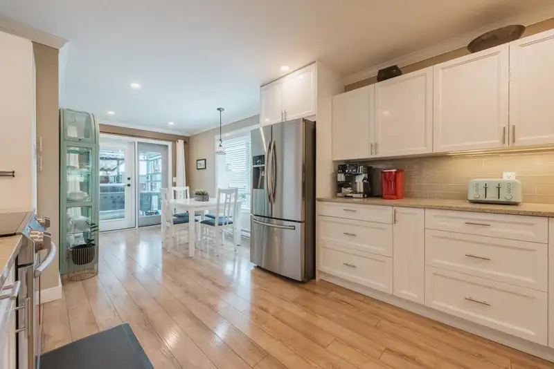 6319 TOWER STREET - photo 2 of 40