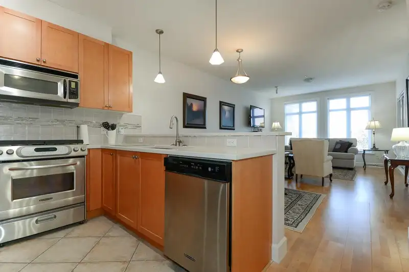 326 4280 MONCTON STREET - photo 4 of 29