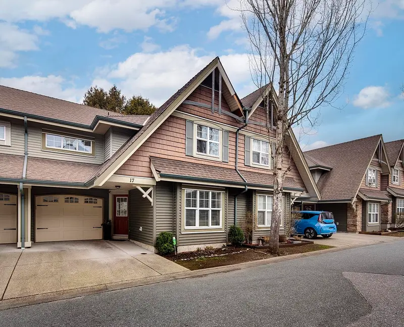 17 22977 116TH AVENUE - photo 2 of 25