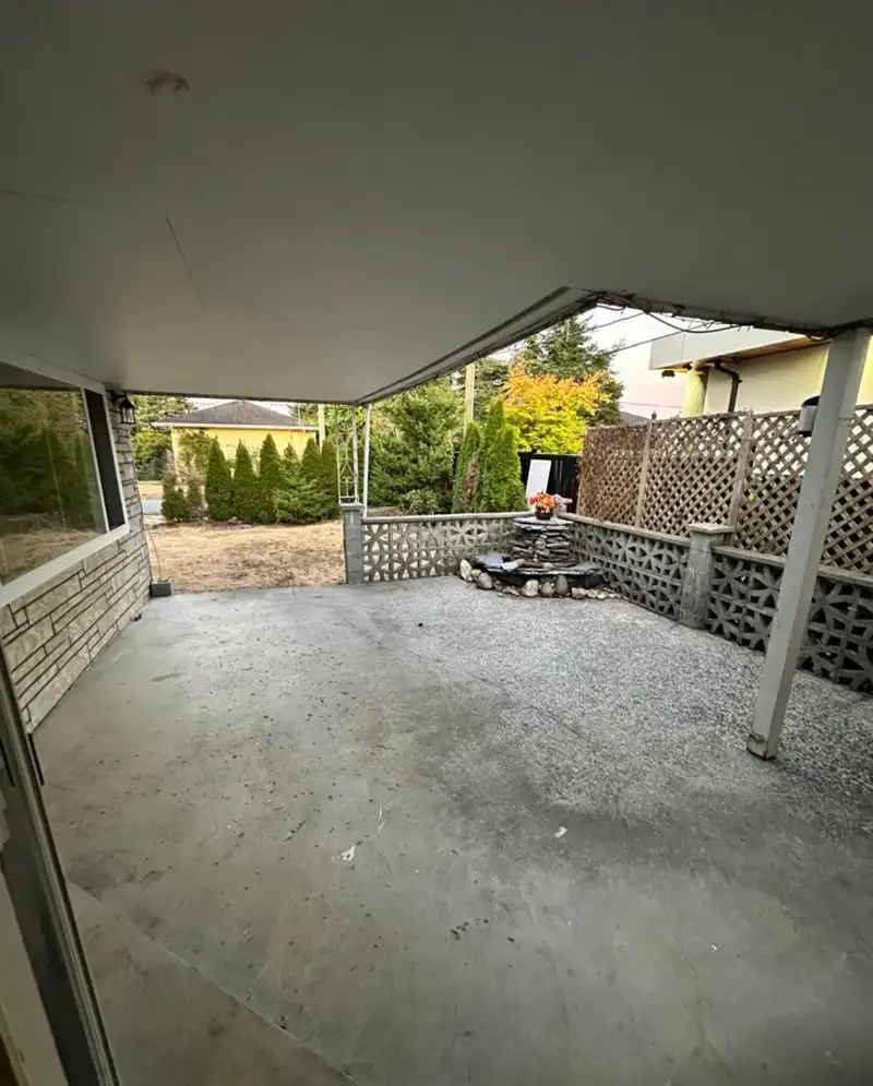 15644 ROPER AVENUE - photo 3 of 22