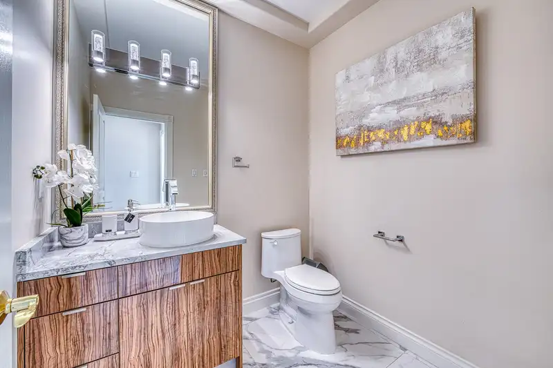 10051 LASSAM ROAD - photo 4 of 22