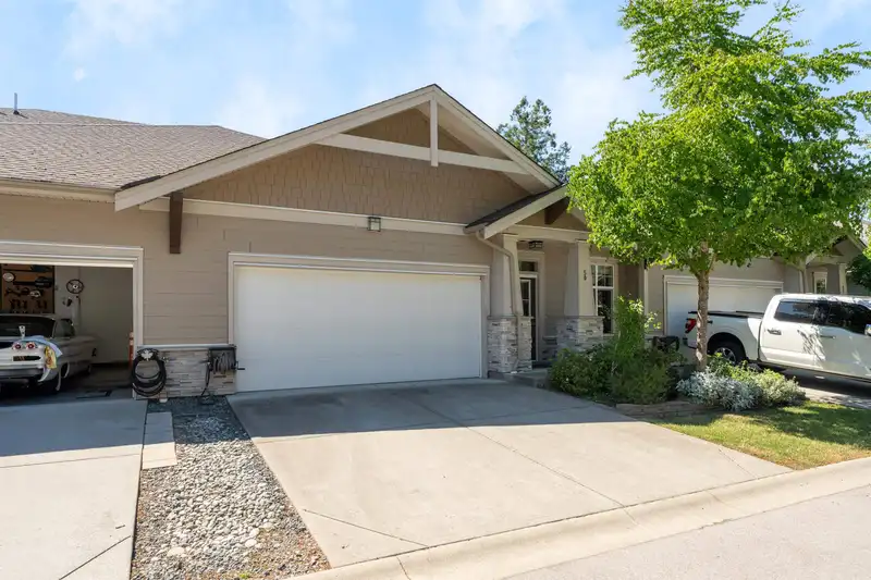 50 7138 210 STREET - photo 1 of 40