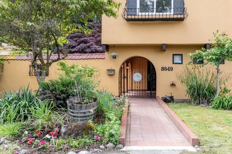 8649 SUNBURY PLACE - photo 2 of 25