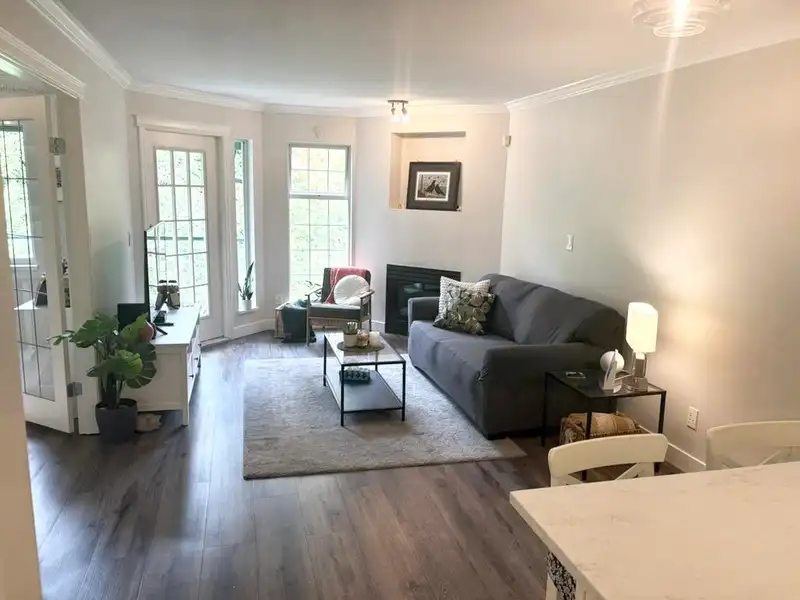 313 1155 DUFFERIN STREET - photo 3 of 9