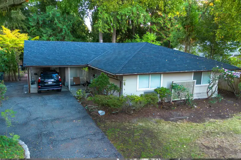4025 SUNSET BOULEVARD - photo 1 of 16