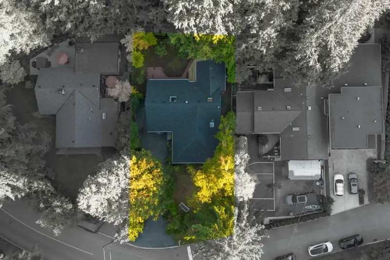 4025 SUNSET BOULEVARD - photo 4 of 16