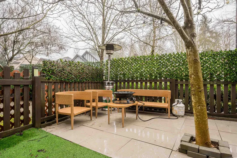 13 18211 70TH AVENUE - photo 2 of 25