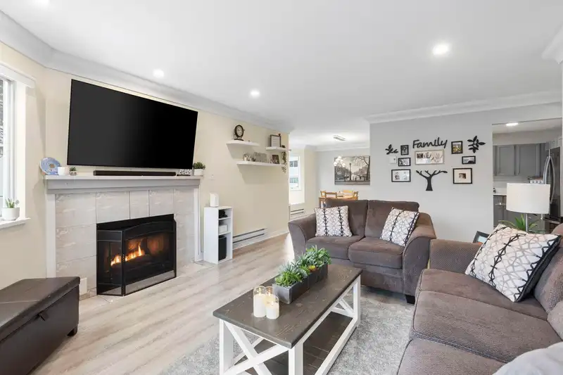 102 22222 119 AVENUE - photo 2 of 28