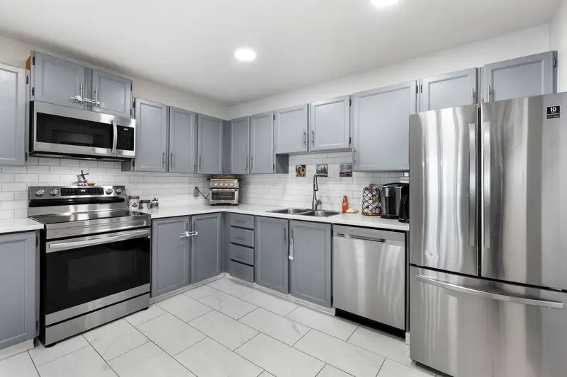 102 22222 119 AVENUE - photo 4 of 28