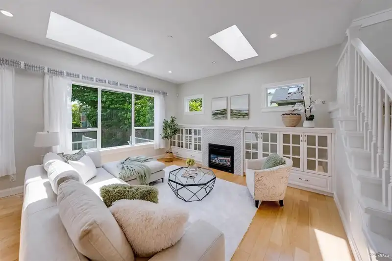 226 GIFFORD PLACE - photo 4 of 40