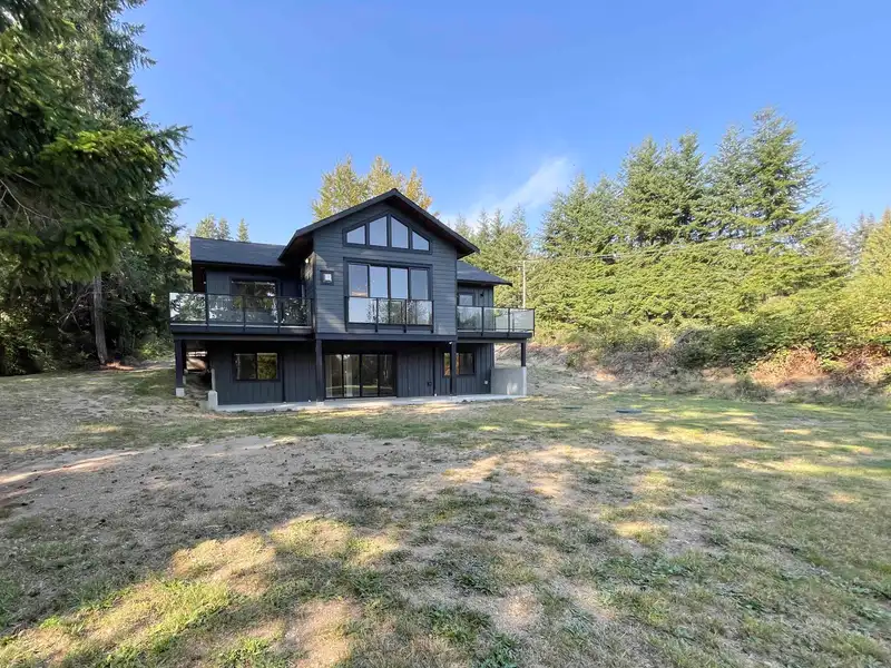 915 PAYNE ROAD - photo 1 of 31