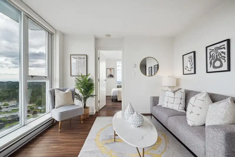 3208 13325 102A AVENUE - photo 1 of 28