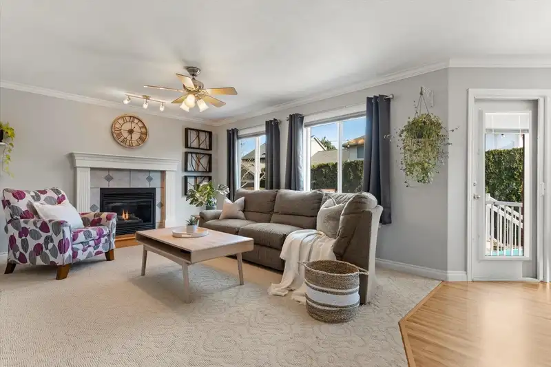 5798 CARTER ROAD - photo 4 of 40