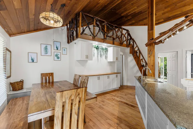 11808 STATIM STREET - photo 2 of 25