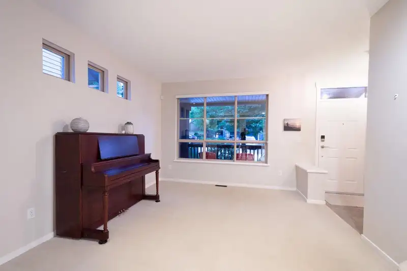 71 HOLLY DRIVE - photo 2 of 40