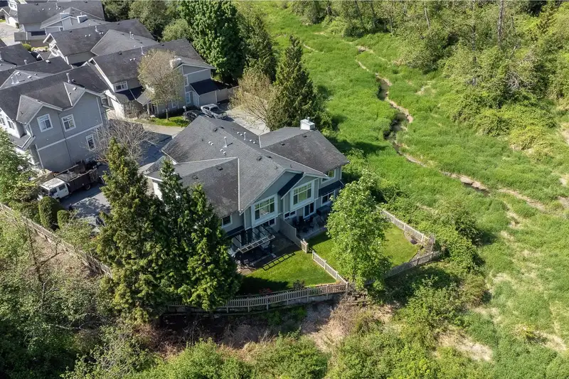 19 23343 KANAKA WAY - photo 4 of 34