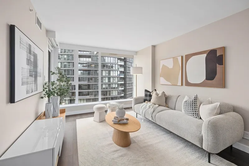 806 1618 QUEBEC STREET - photo 3 of 25