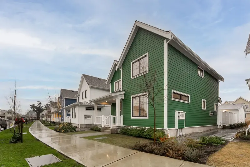 6412 HAMMERMILL AVENUE - photo 2 of 25