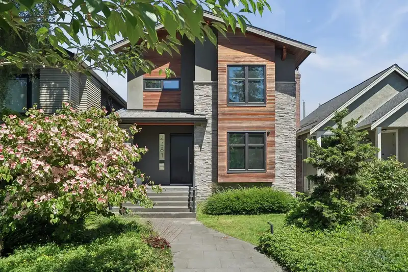4481 W 15TH AVENUE - photo 2 of 40