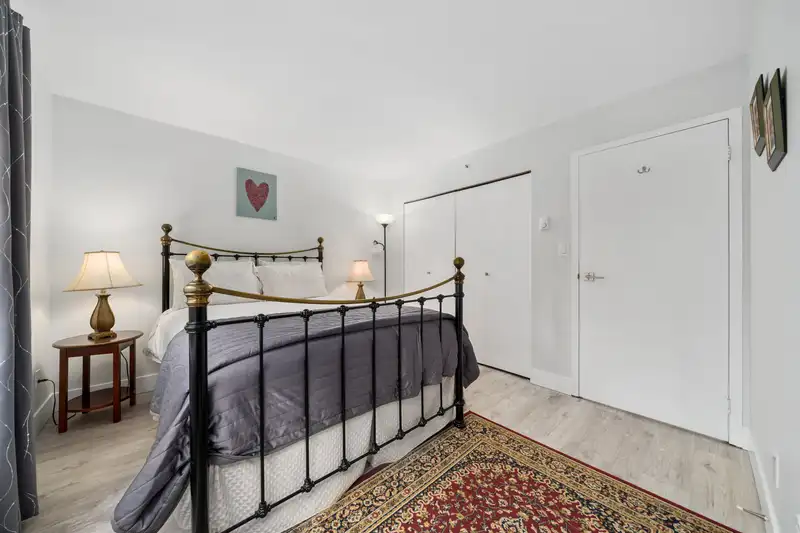 1403 1060 ALBERNI STREET - photo 4 of 22