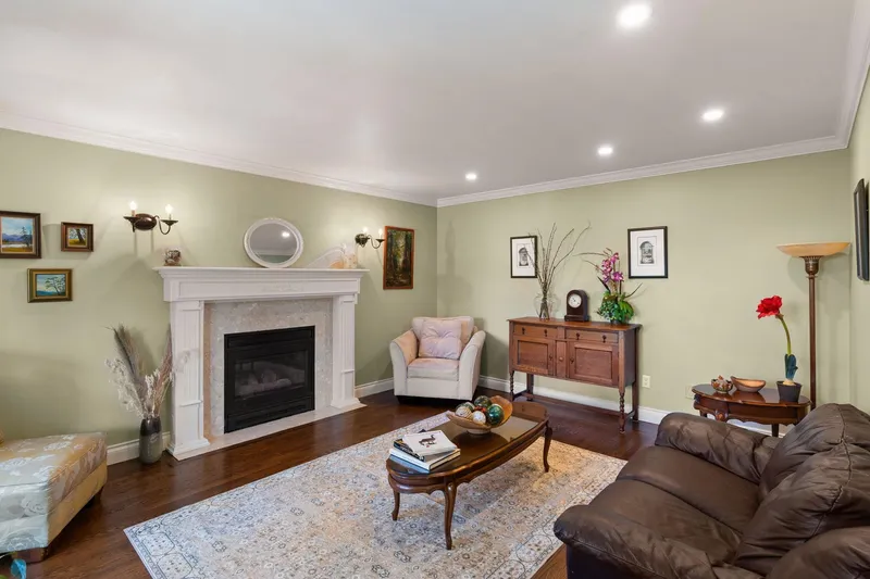 12815 WILLOW PLACE - photo 2 of 25