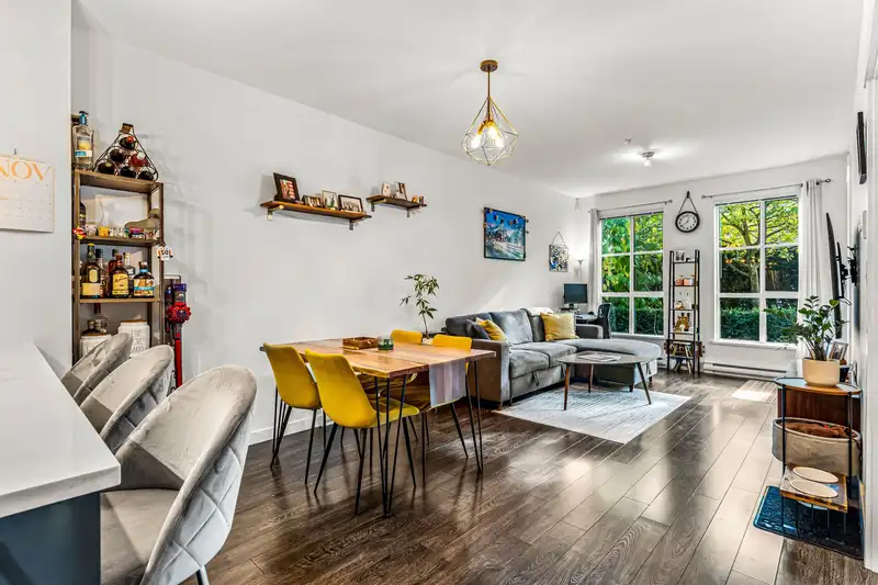 119 15137 33 AVENUE - photo 3 of 40