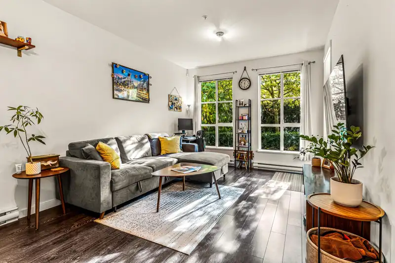 119 15137 33 AVENUE - photo 4 of 40