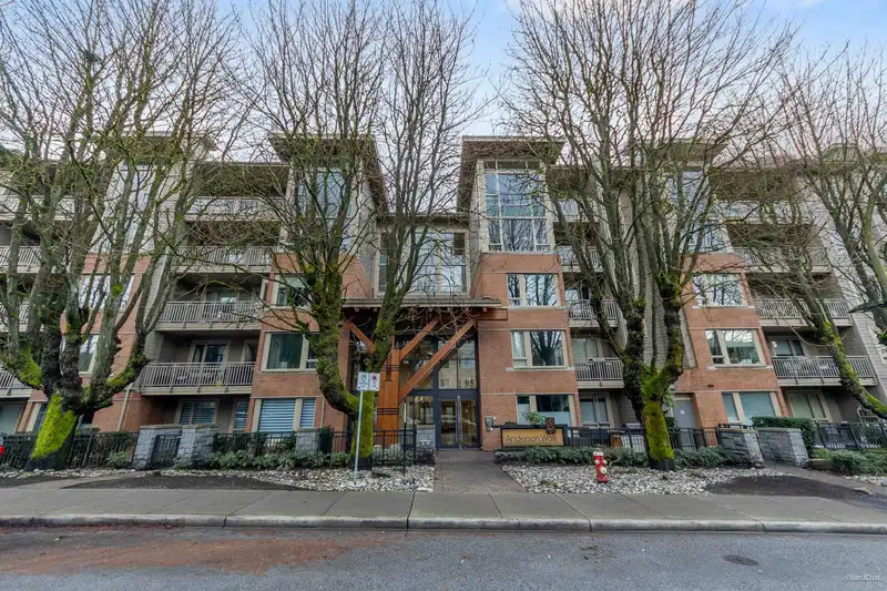 217 119 W 22ND STREET - photo 1 of 26